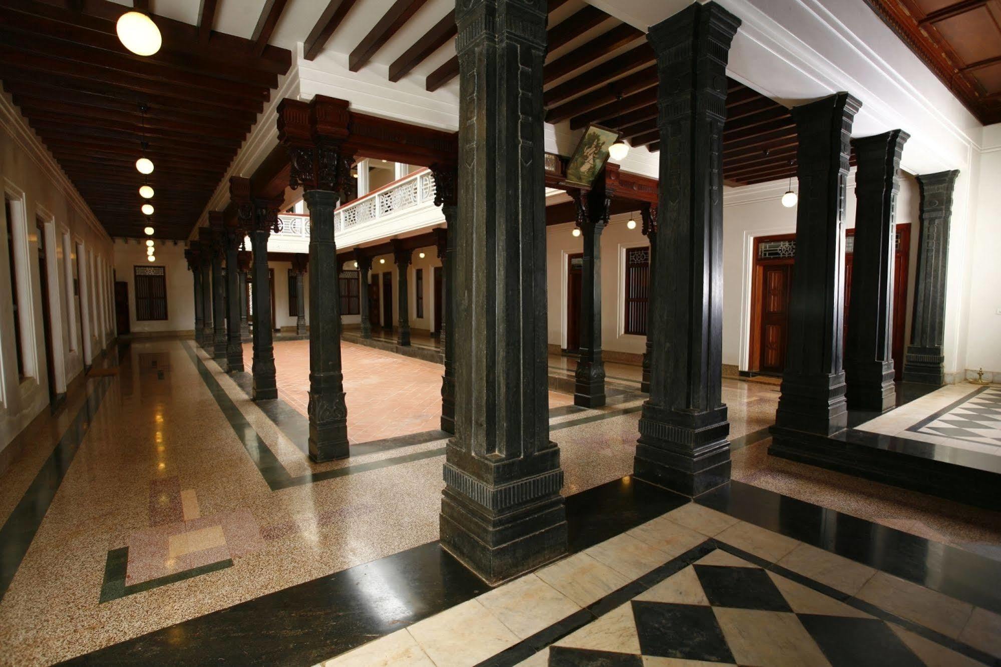 Visalam Chettinad Palace - A Cgh Earth Experience Kanadukattan Екстер'єр фото